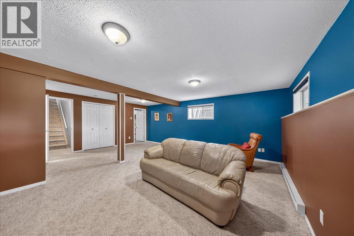 #3 7559 COLUMBIA Avenue - 29