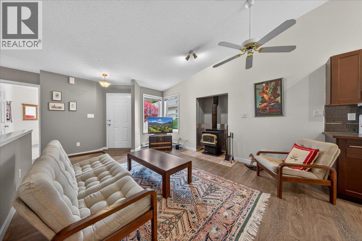 #3 7559 COLUMBIA Avenue - 5
