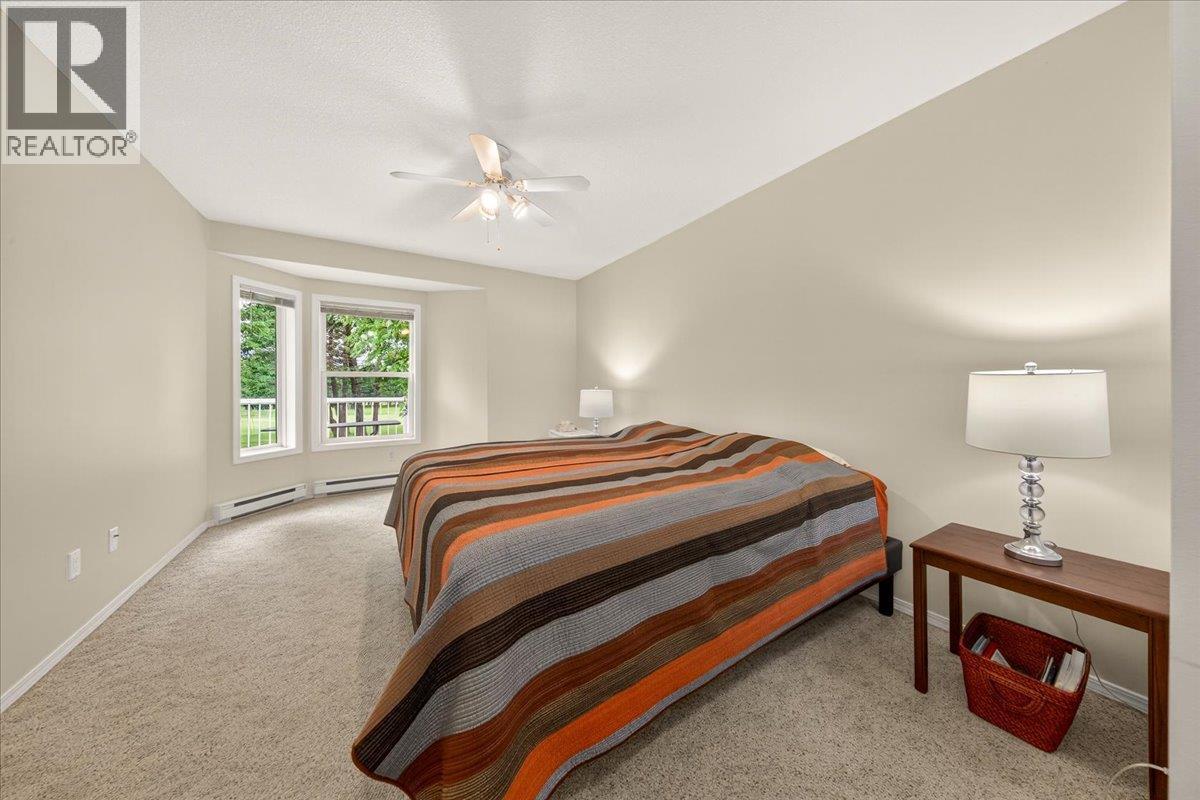 #3 7559 COLUMBIA Avenue - 17