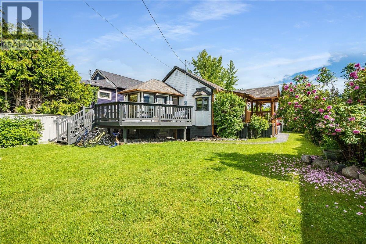 233 D Avenue - 37
