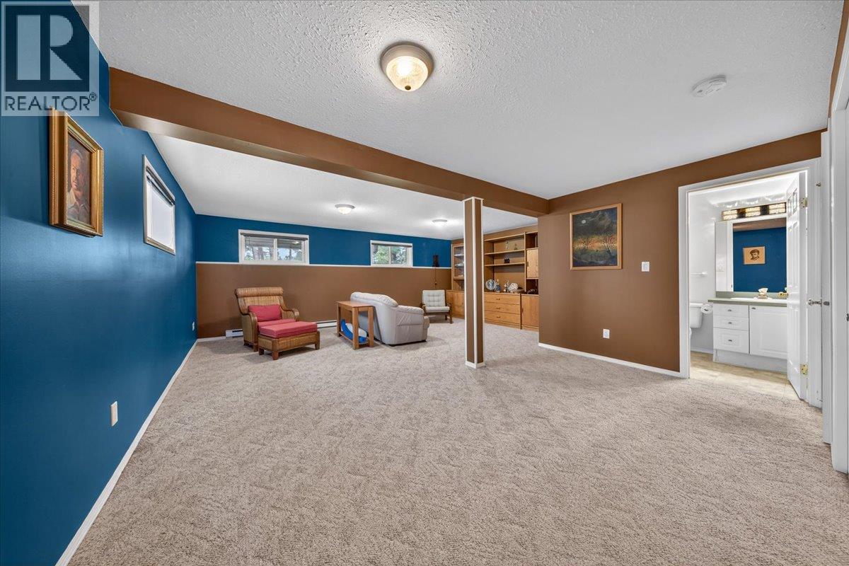 #3 7559 COLUMBIA Avenue - 25