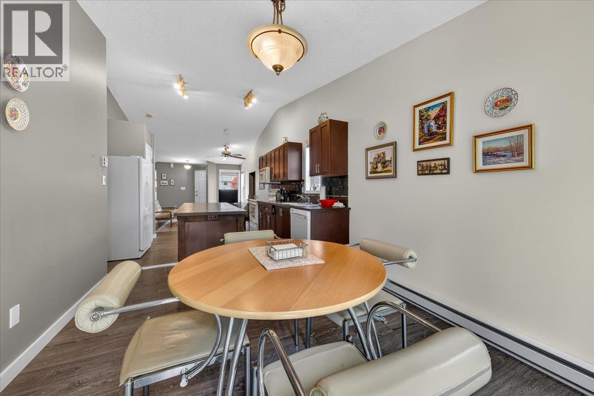 #3 7559 COLUMBIA Avenue - 11