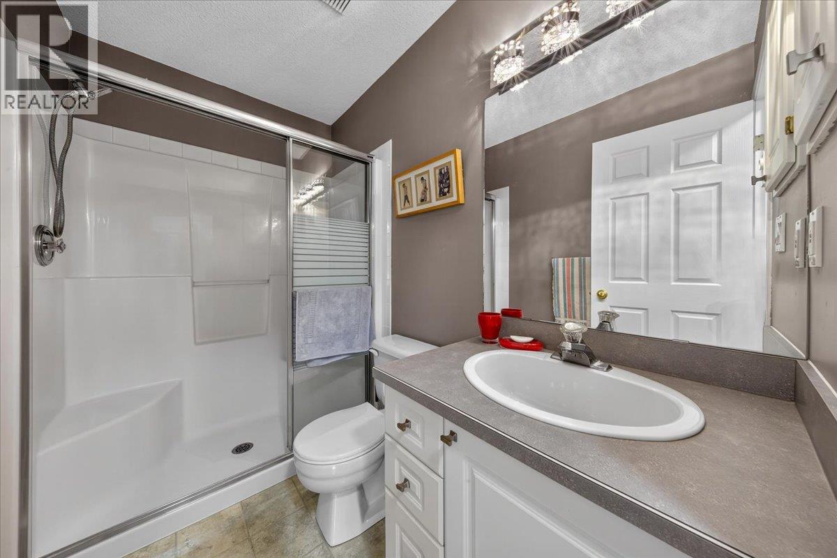 #3 7559 COLUMBIA Avenue - 23