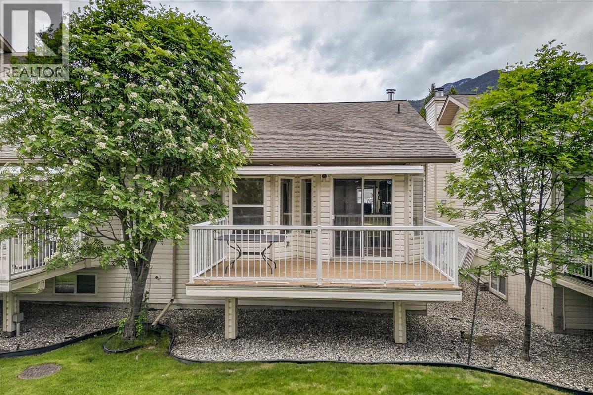 #3 7559 COLUMBIA Avenue - 39