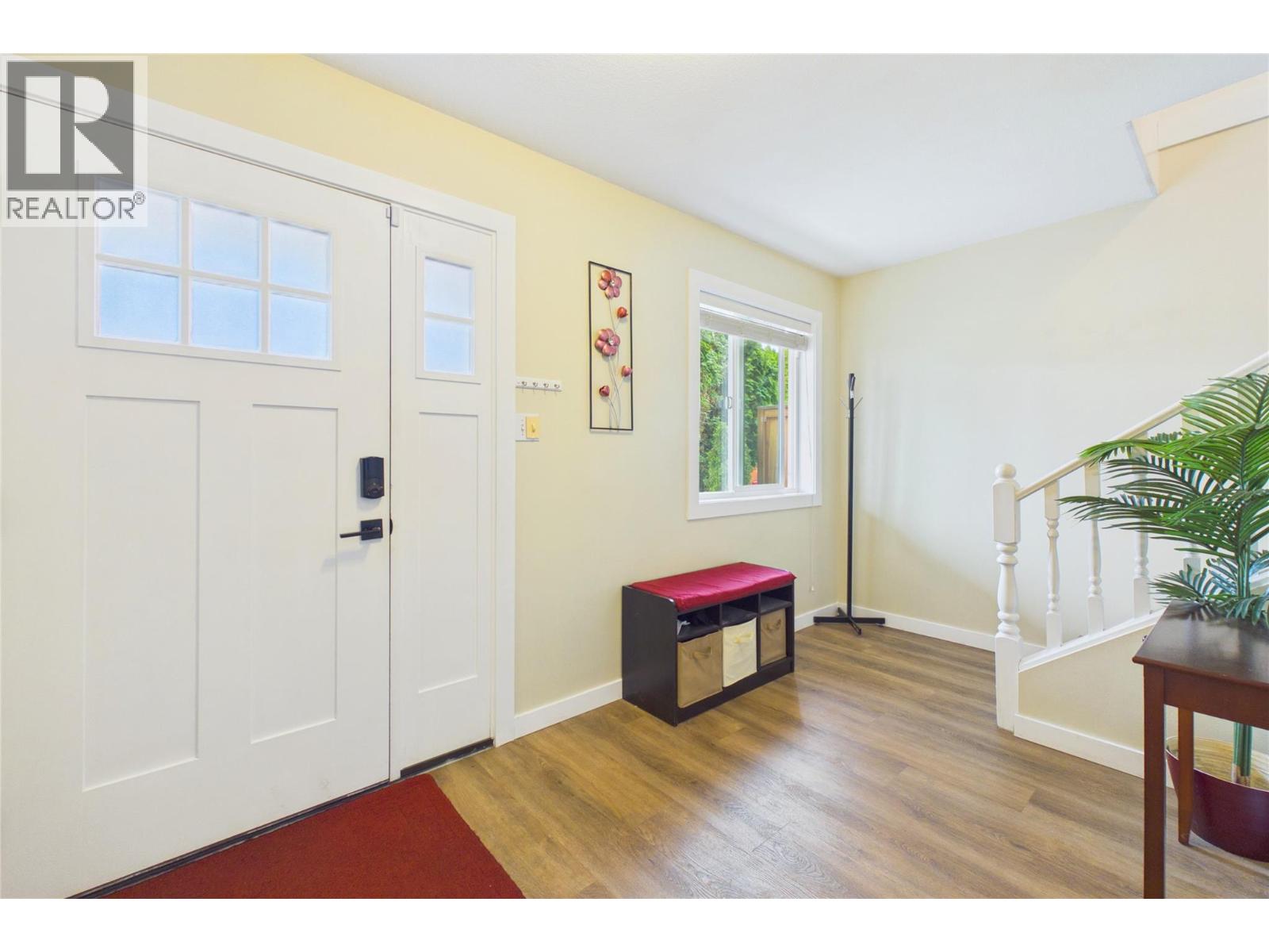 148 TROY Place - 3