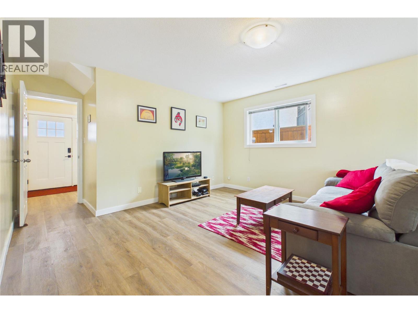 148 TROY Place - 7