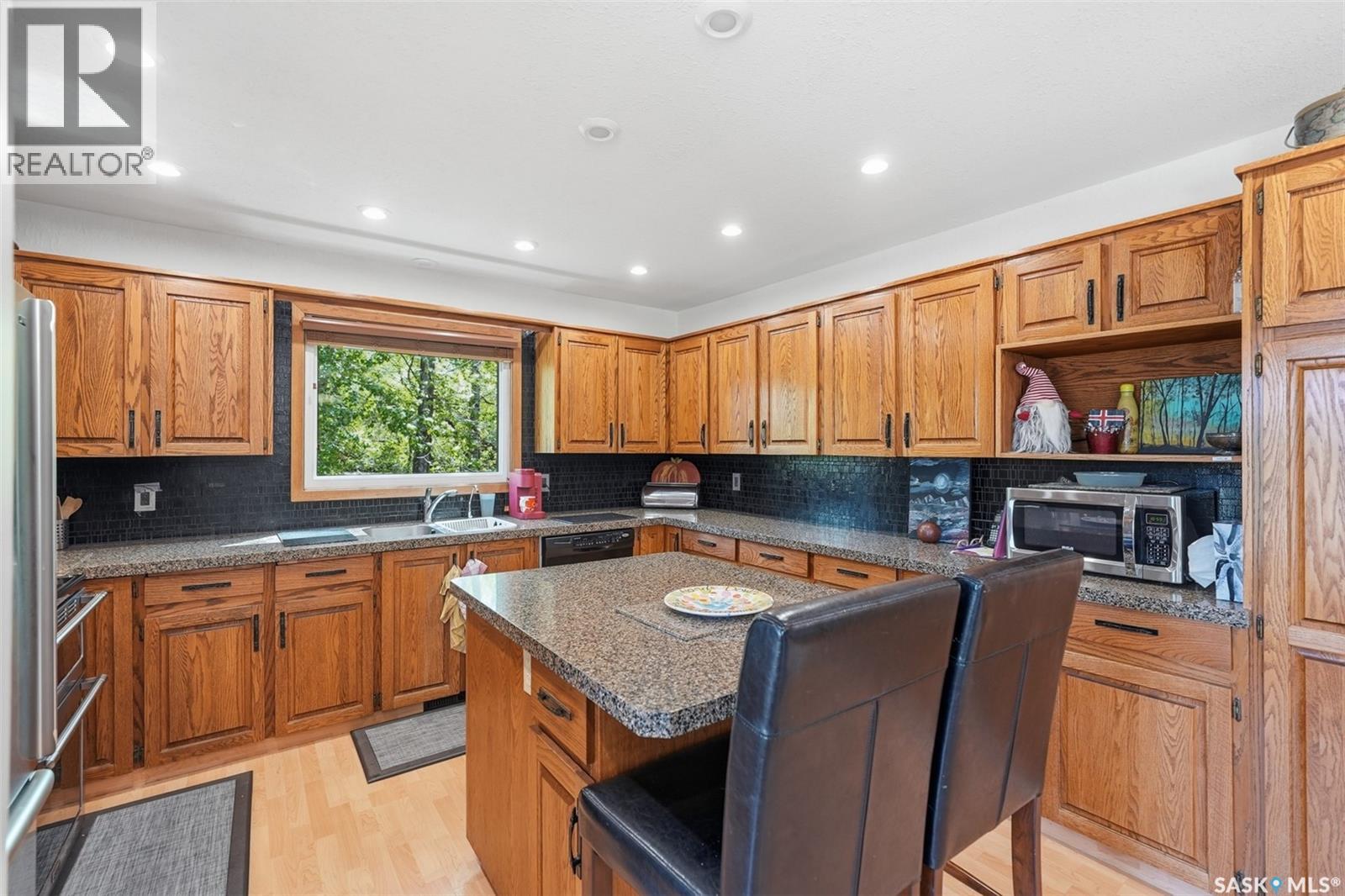 515 3rd AVENUE - 10