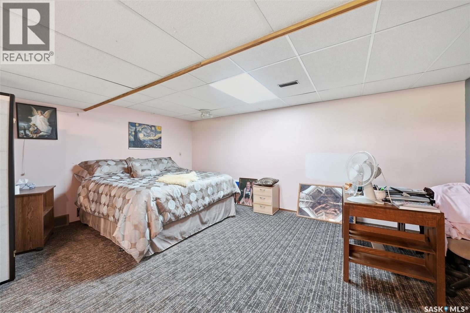 515 3rd AVENUE - 24