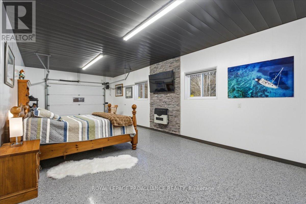 555 DOUGLAS ROAD - 10