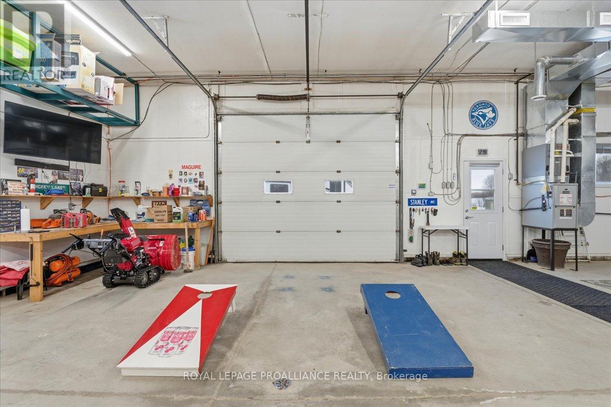 555 DOUGLAS ROAD - 21