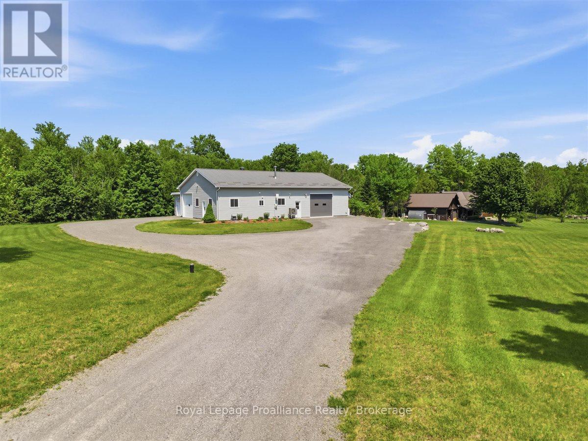 555 DOUGLAS ROAD - 30