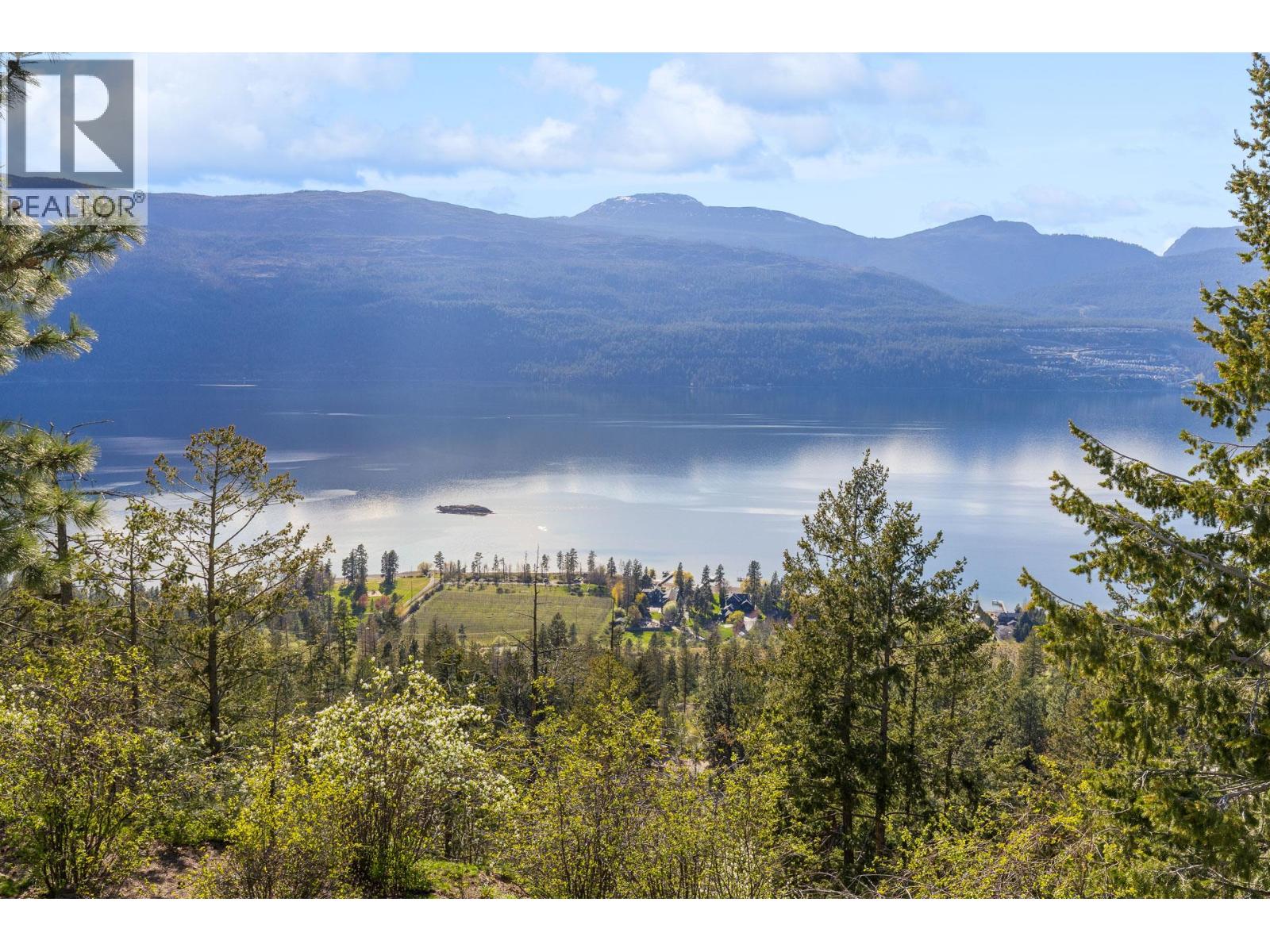 15524 Barkley Road, Lake Country
