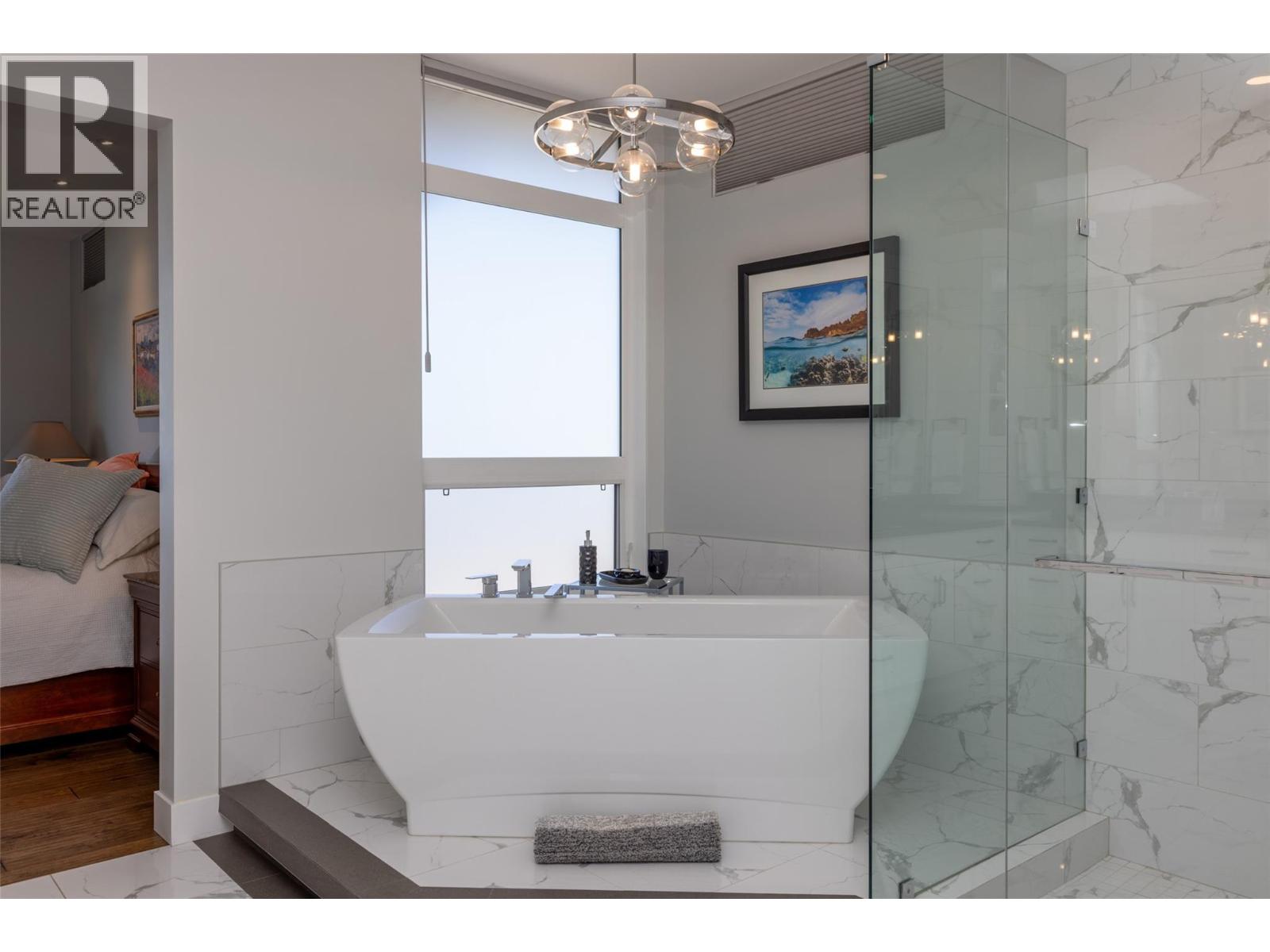 5650 The Edge Place Unit# 105, Kelowna