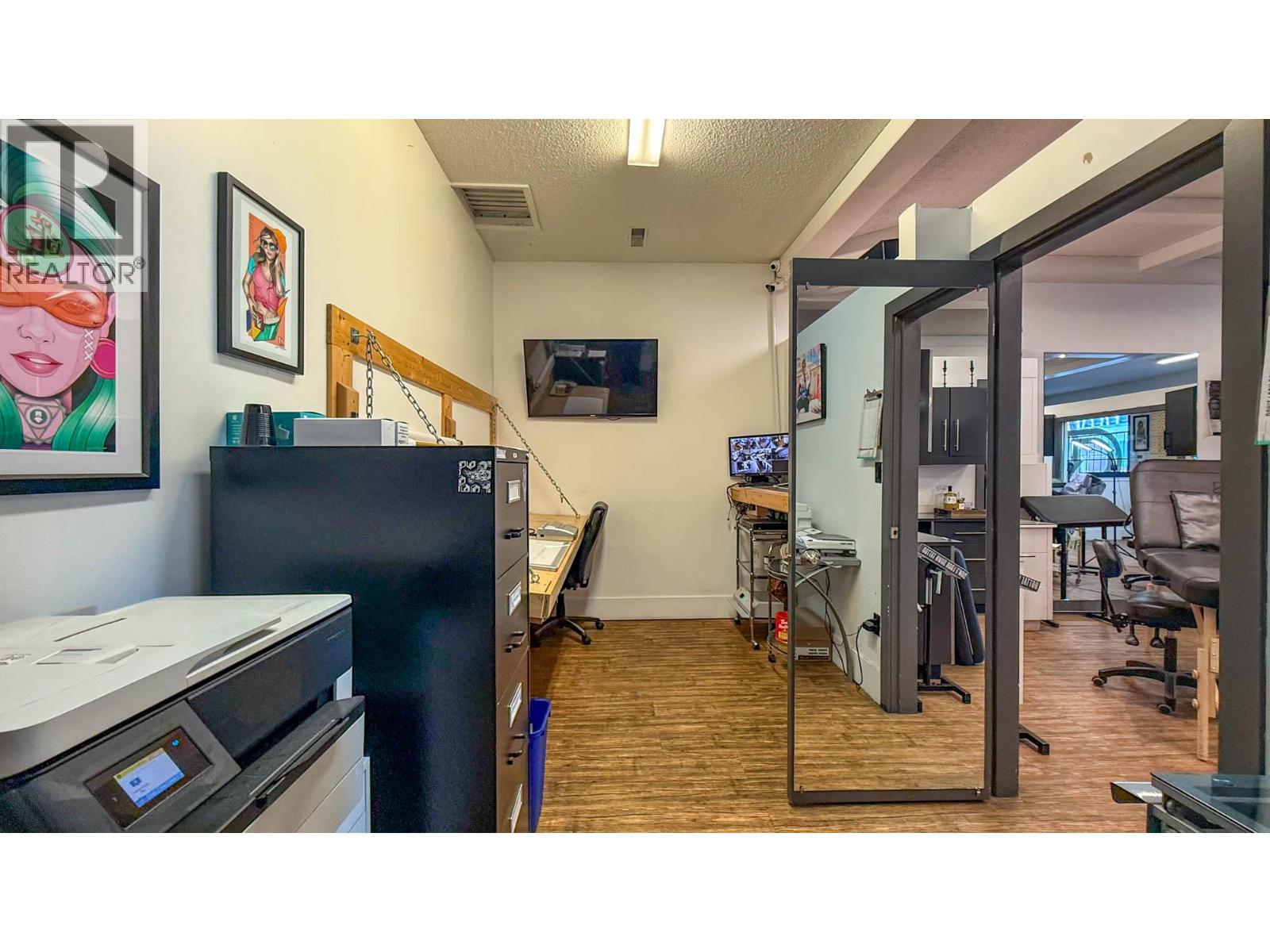 1484 St. Paul Street, Kelowna
