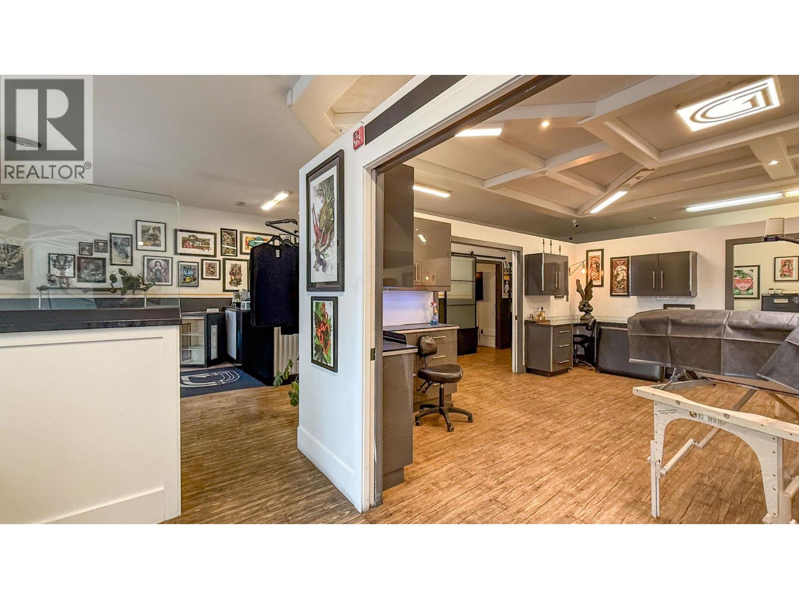 1484 St. Paul Street, Kelowna