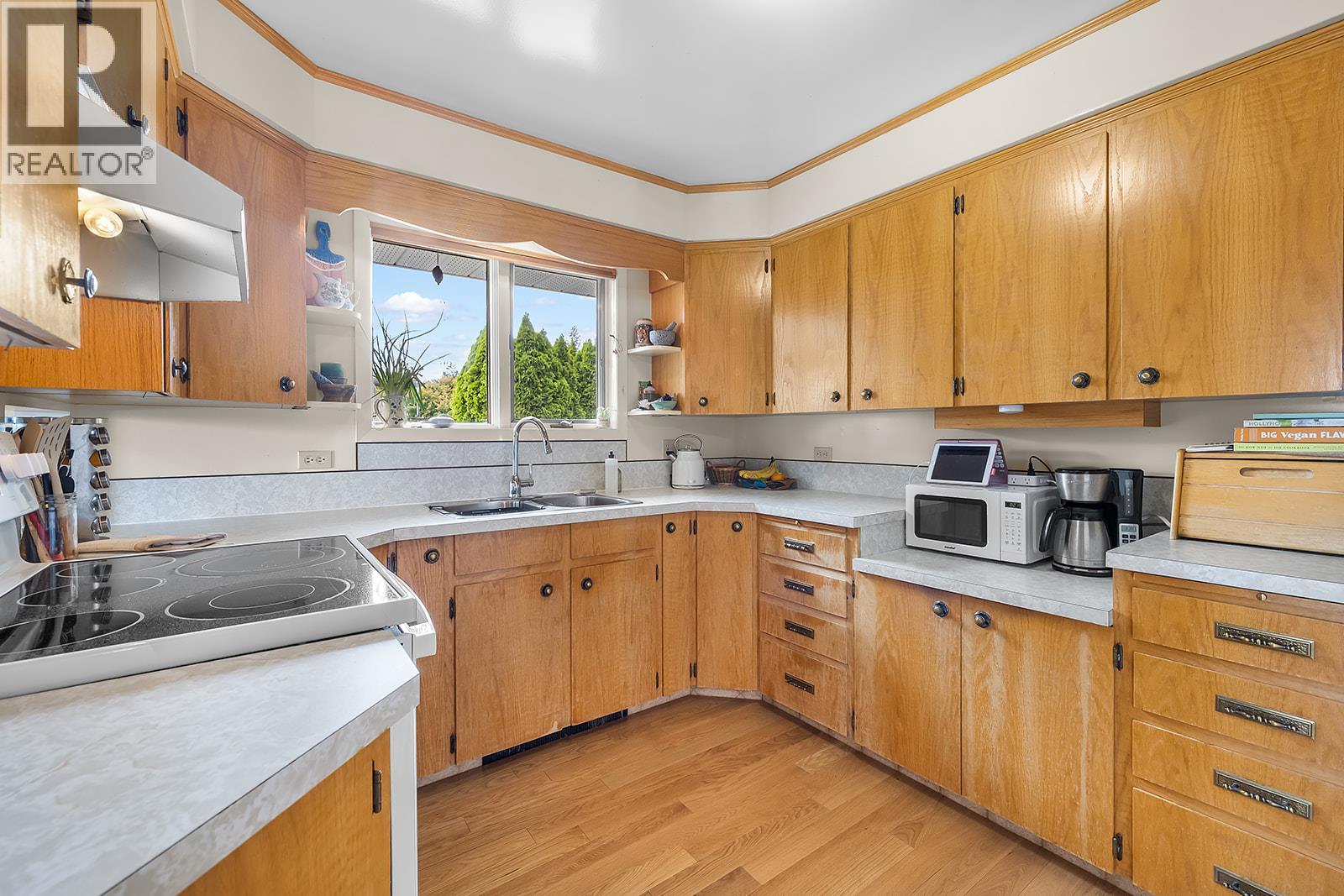 1614 SCOTT Street, Creston