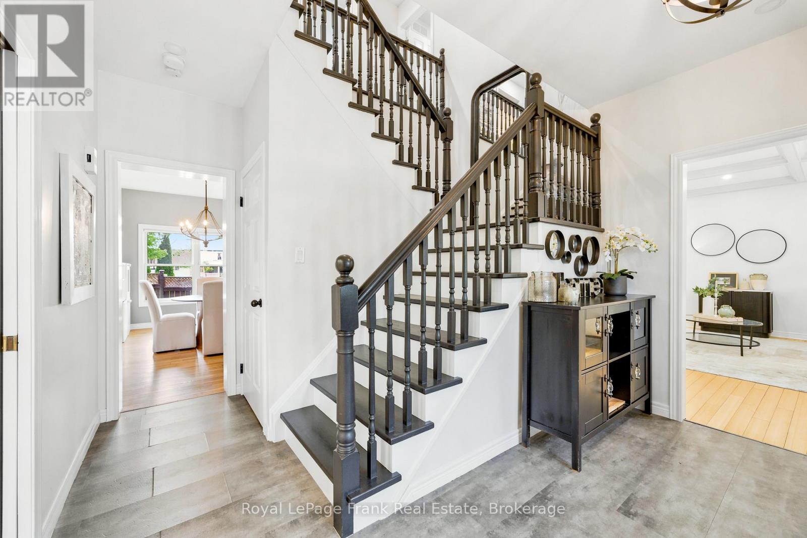 246 COCHRANE STREET - 10