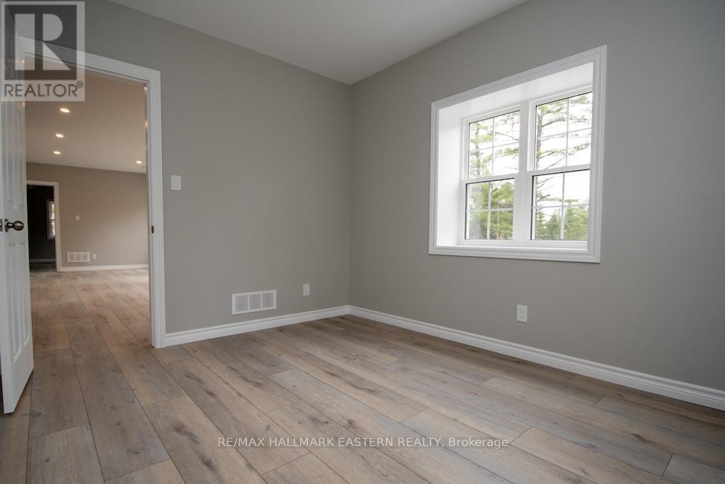 1864 LAKEHURST ROAD - 27
