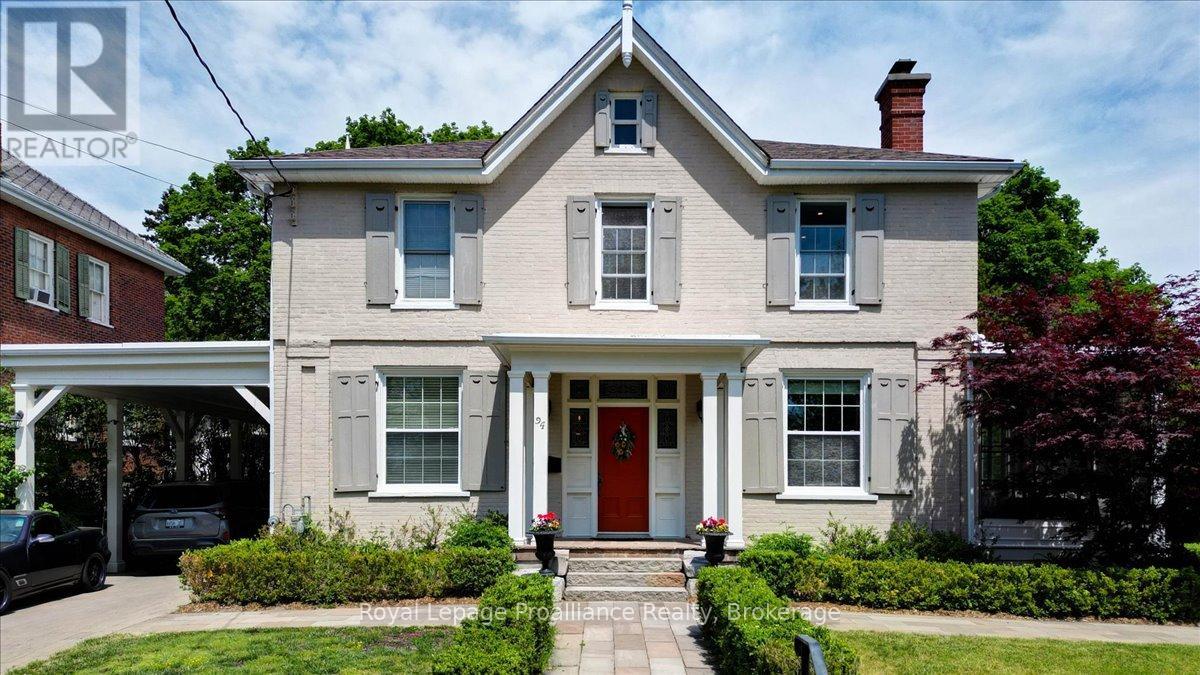94 DORSET STREET W - 2
