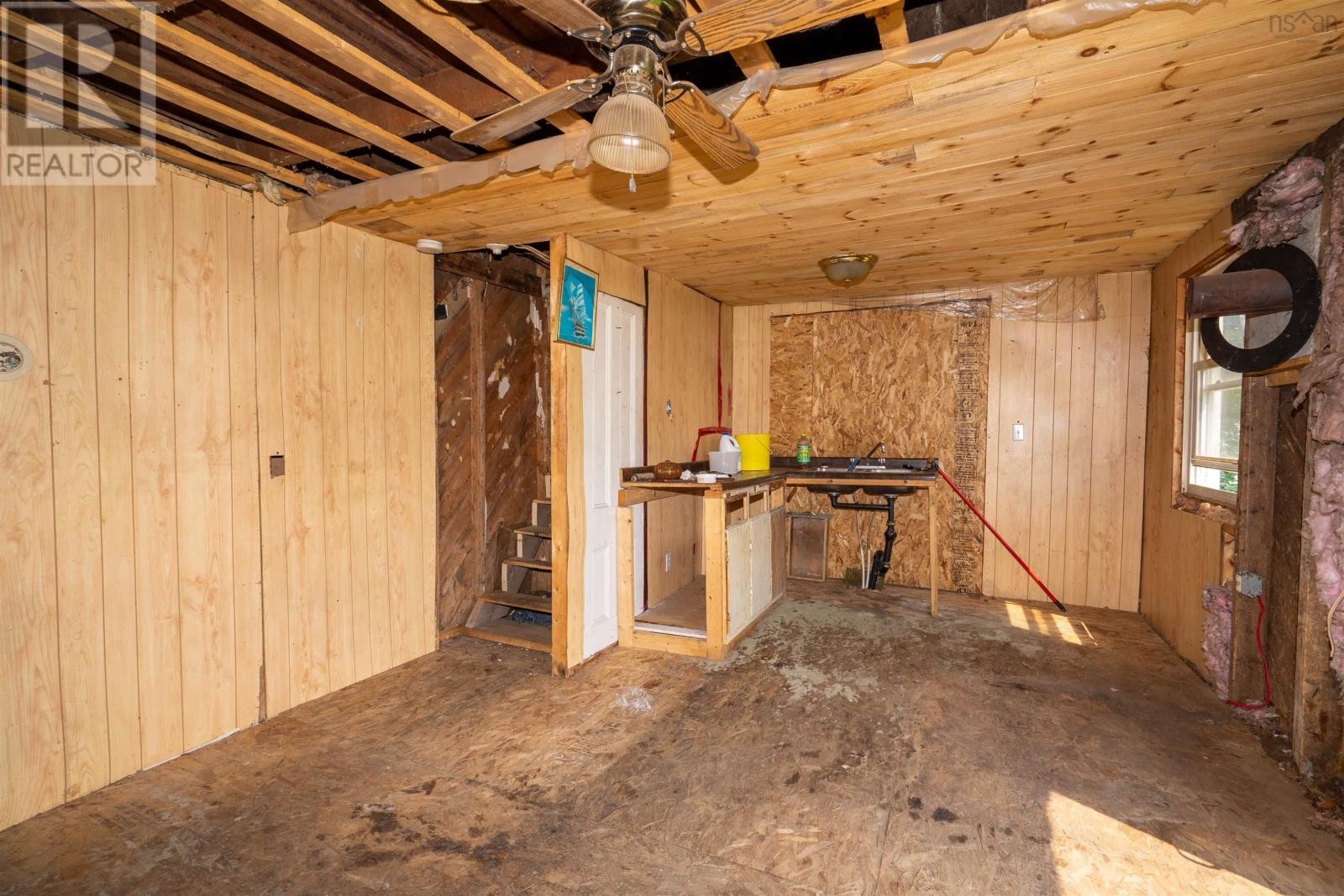 1234 Granville Road - 21