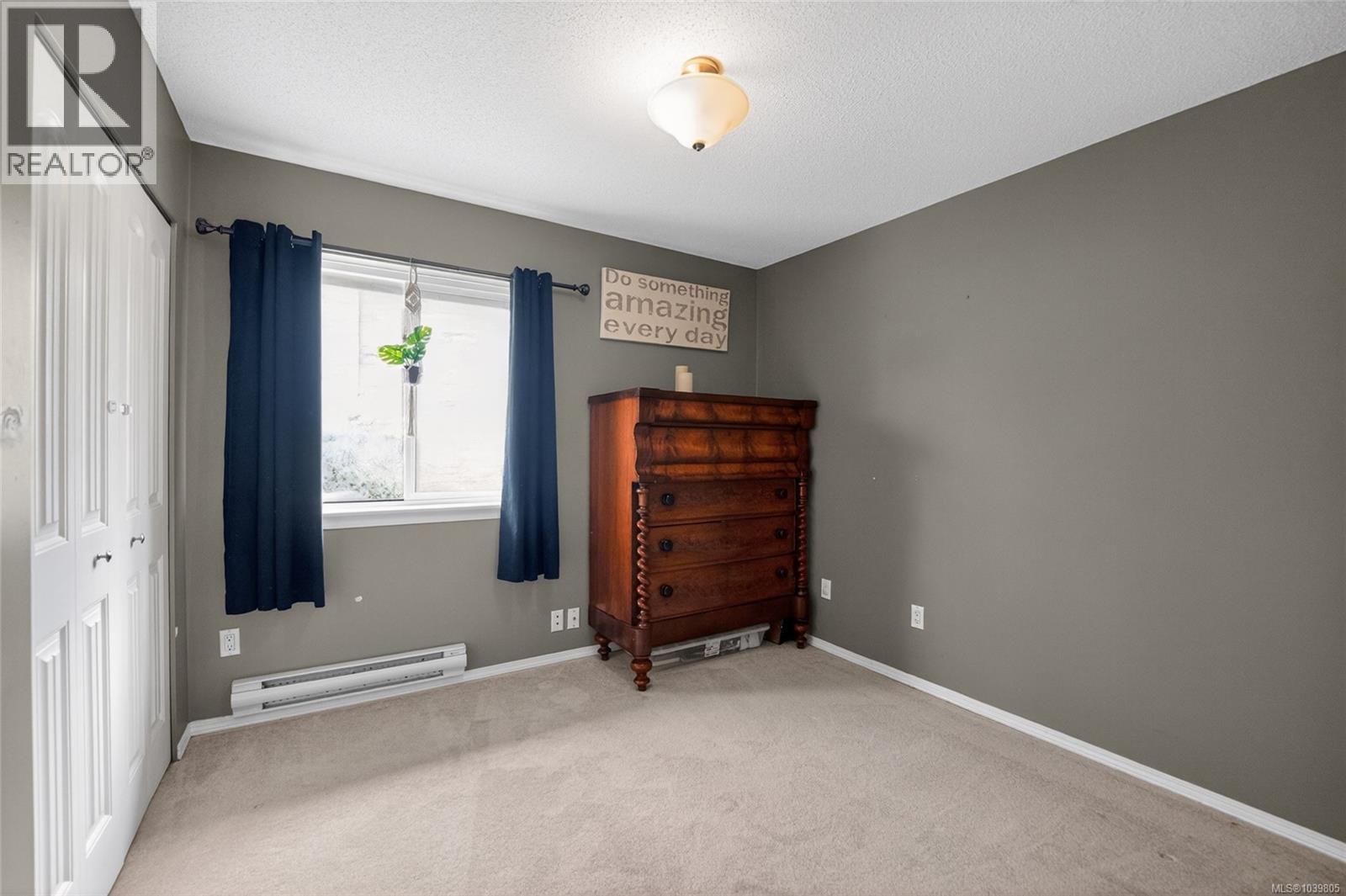 6117 Icarus Dr - 42