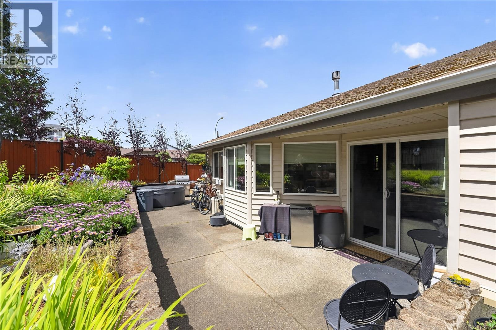 6117 Icarus Dr, Nanaimo