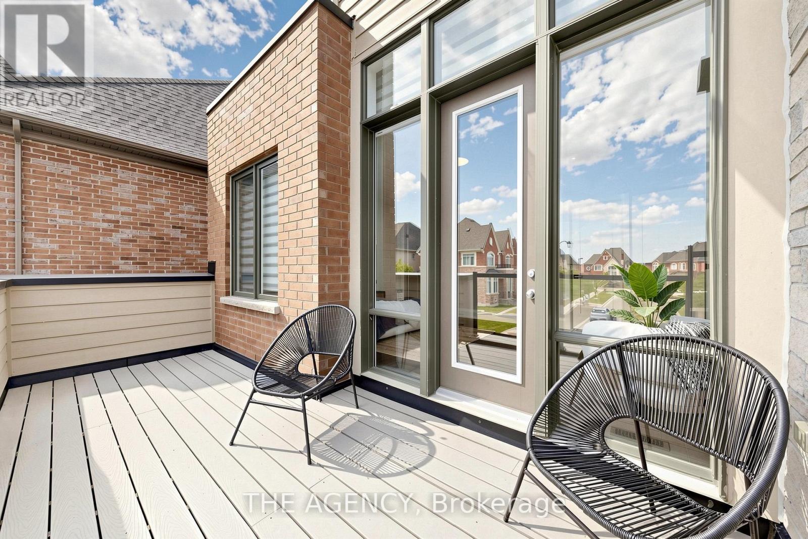 32 CONGER STREET - 38