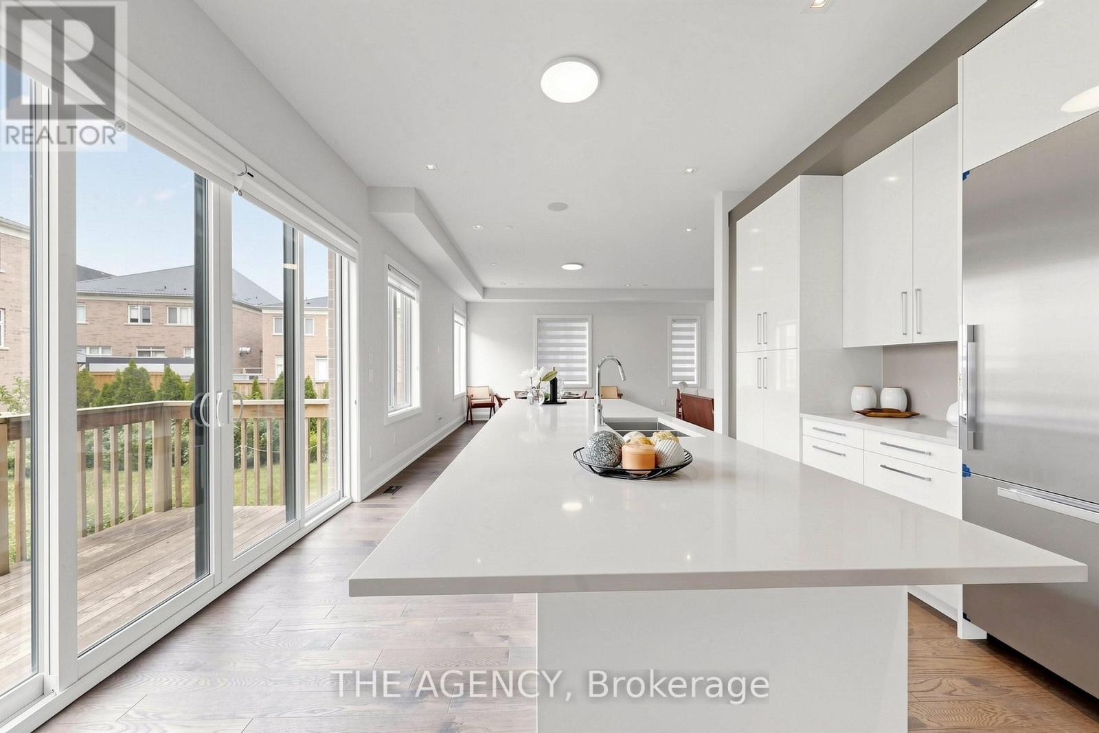 32 CONGER STREET - 10