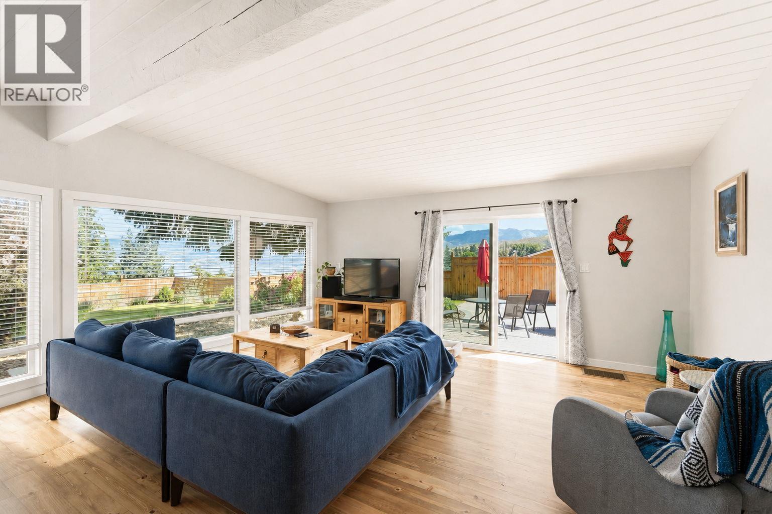 2853 Lower Glenrosa Road, West Kelowna