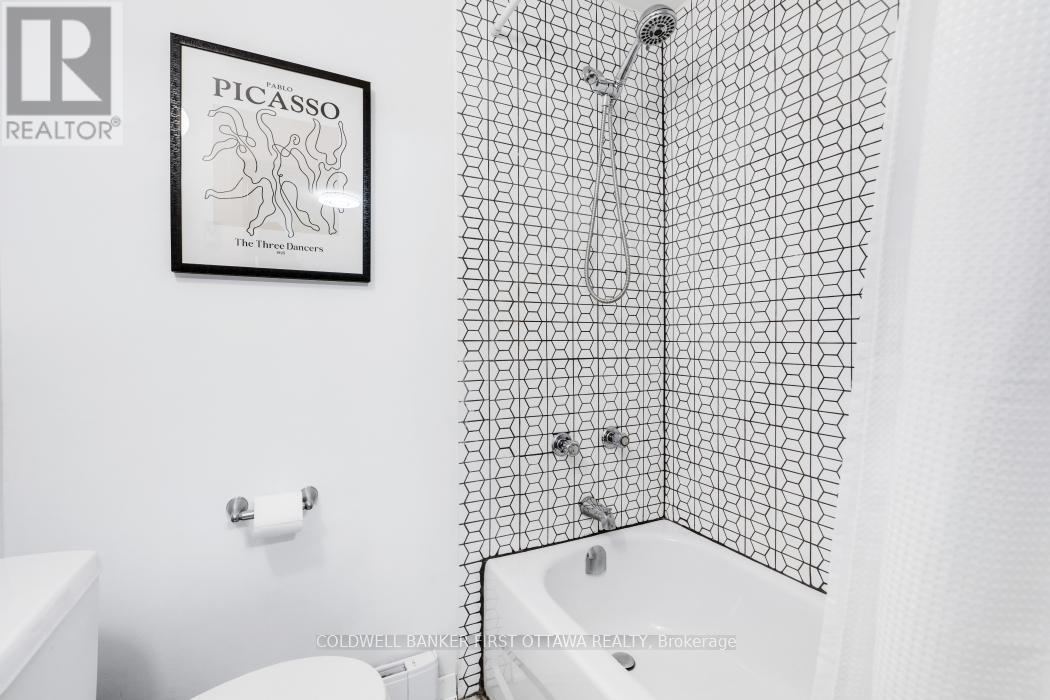 2682B MONCTON ROAD - 27