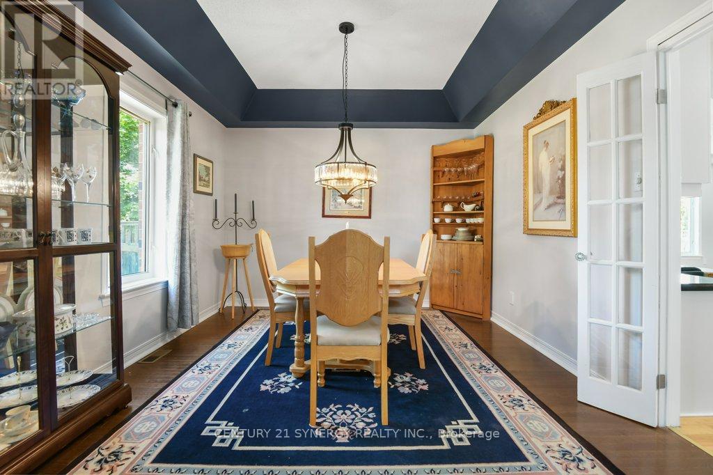 37 WINDFIELD CRESCENT - 6
