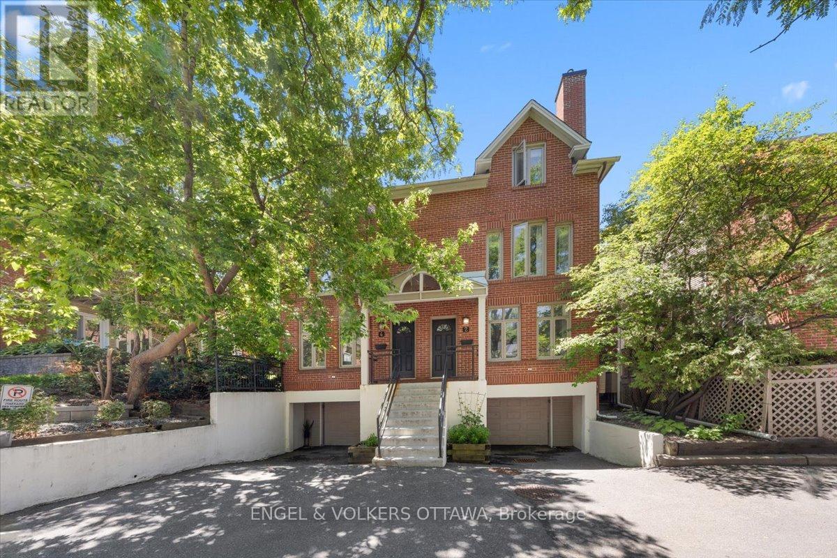 #4 72 GREENFIELD AVENUE - 1