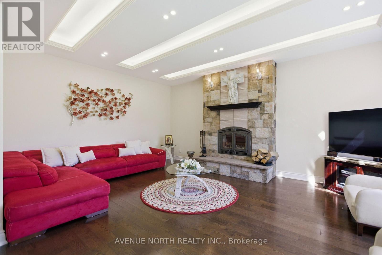 699 BALLYCASTLE CRESCENT — photo 19 of 50