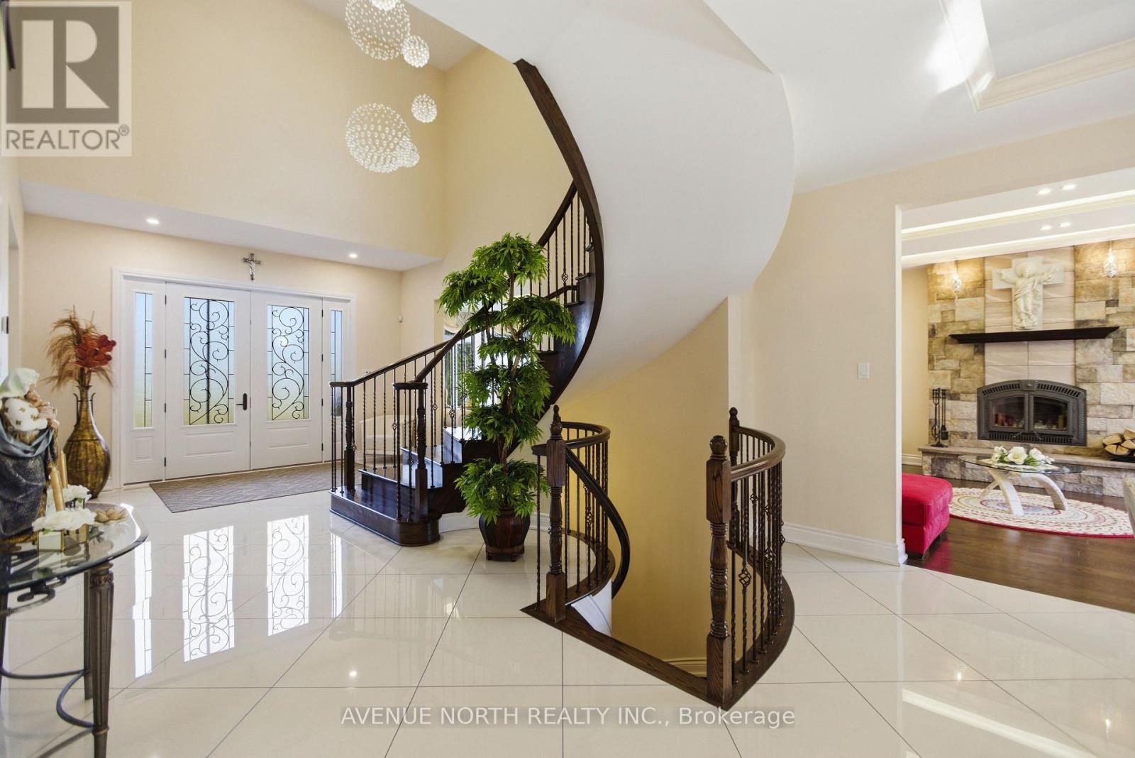 699 BALLYCASTLE CRESCENT — photo 6 of 50