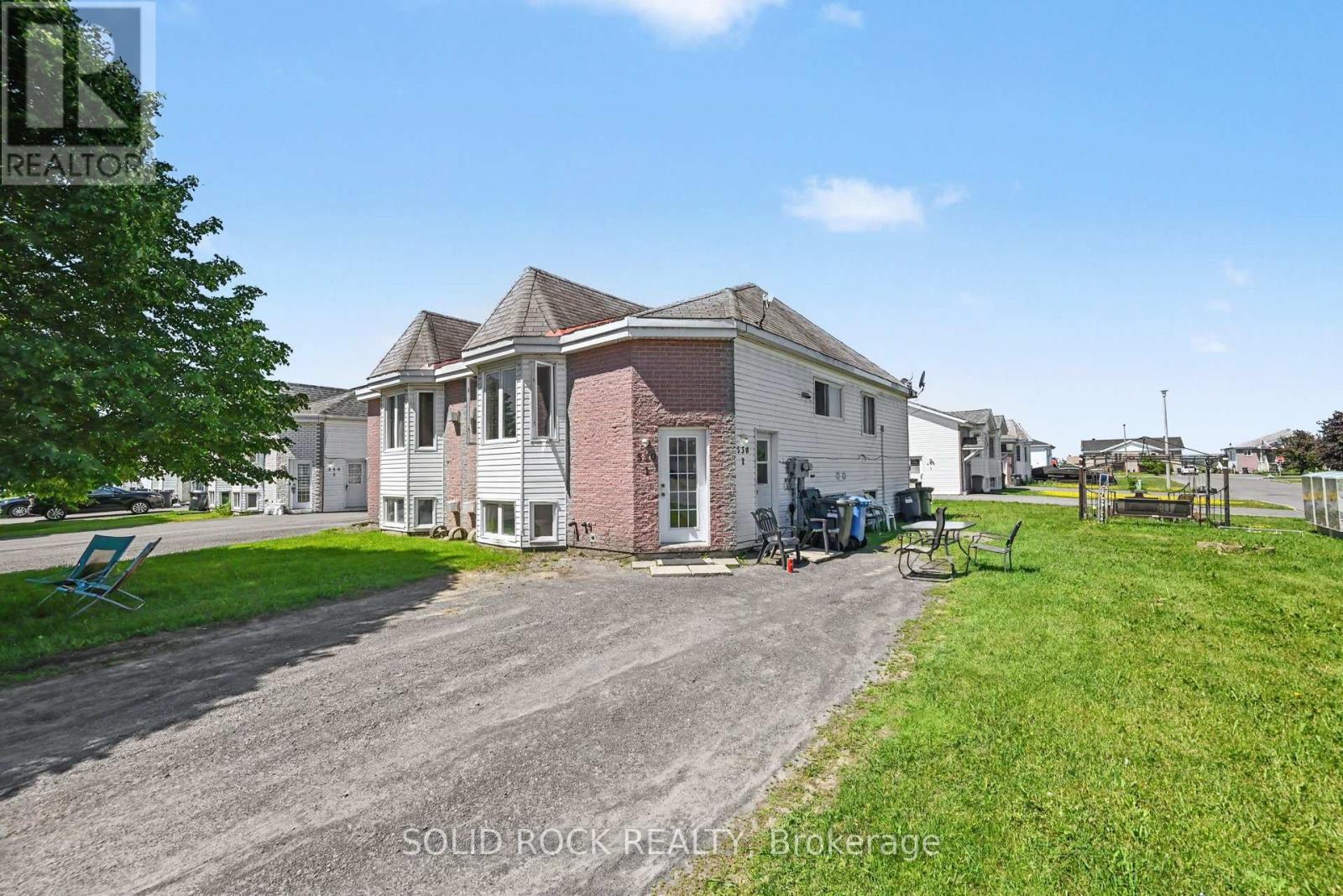 530 MARIO STREET - 1