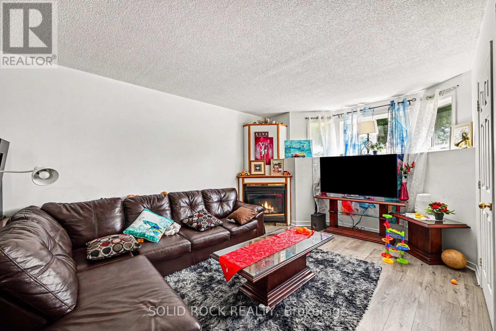 532 MARIO STREET - 14