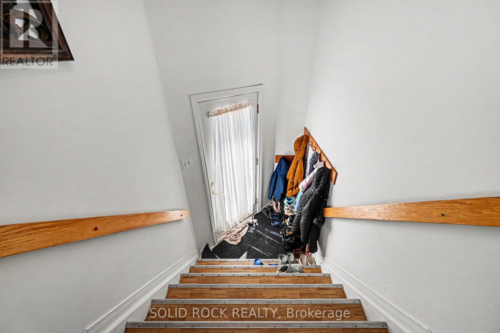532 MARIO STREET - 3