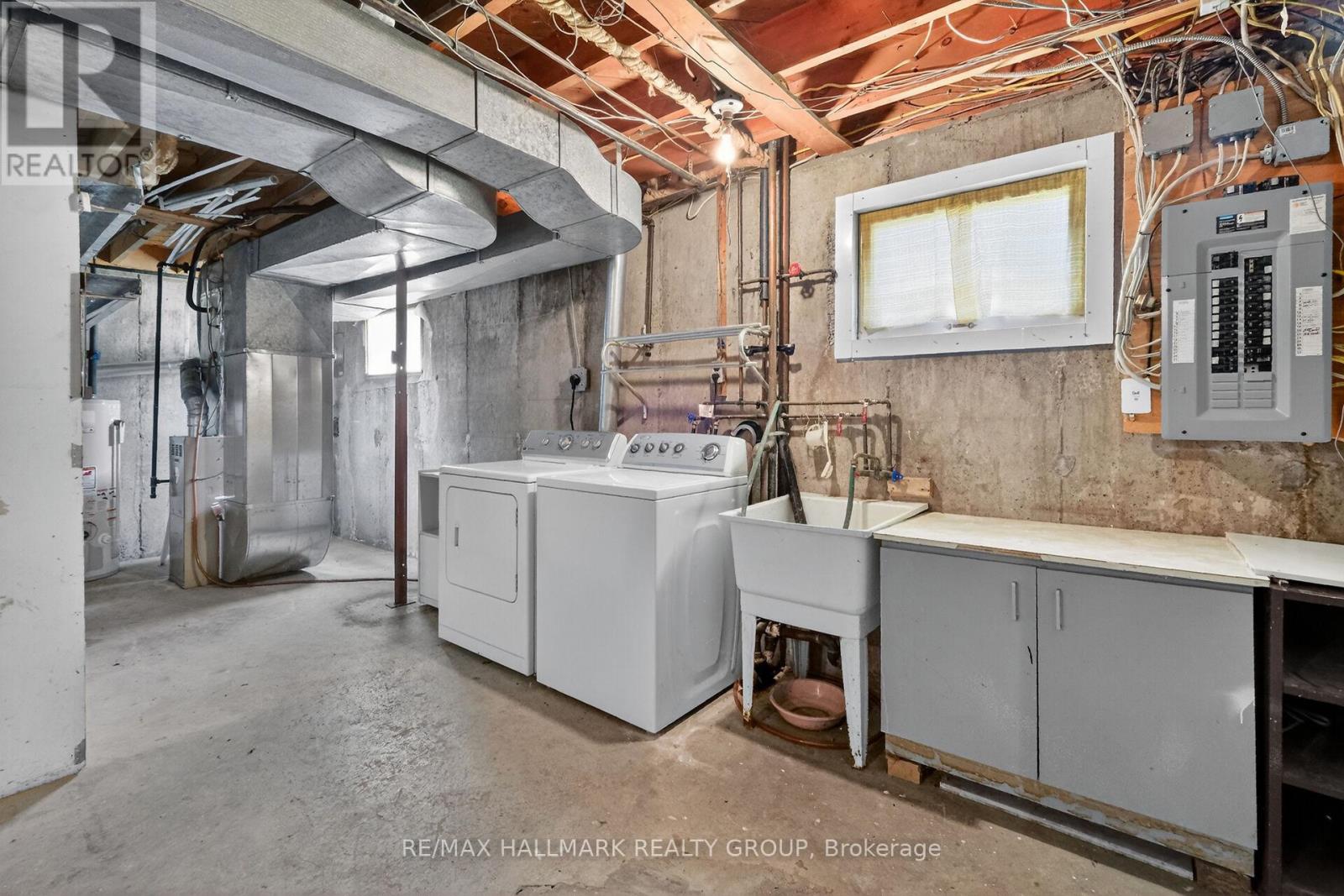 676 MORIN STREET - 32