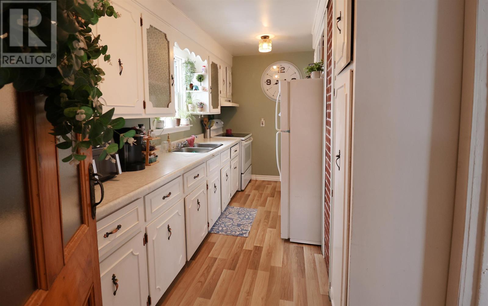 279 Primrose Road - 10