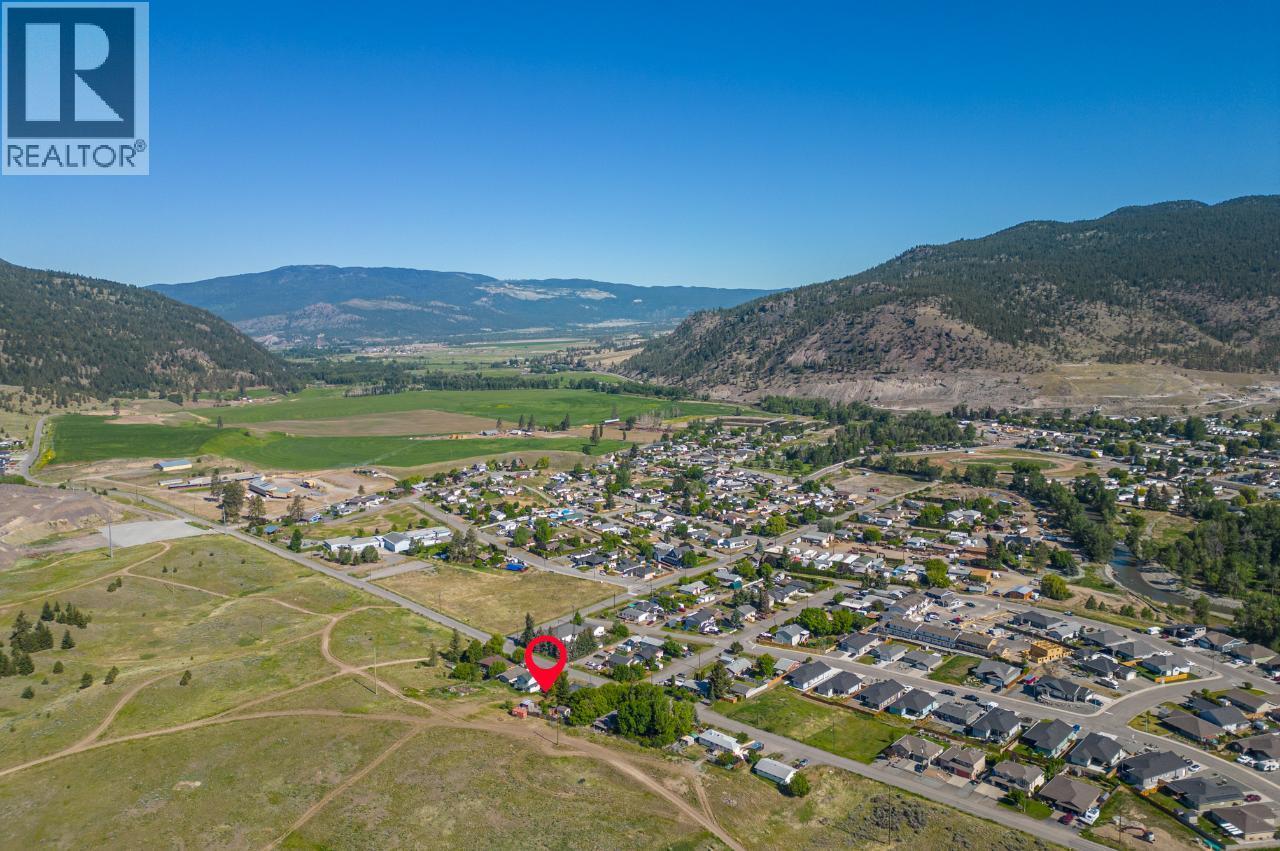 1638 LINDLEY CREEK Road, Merritt