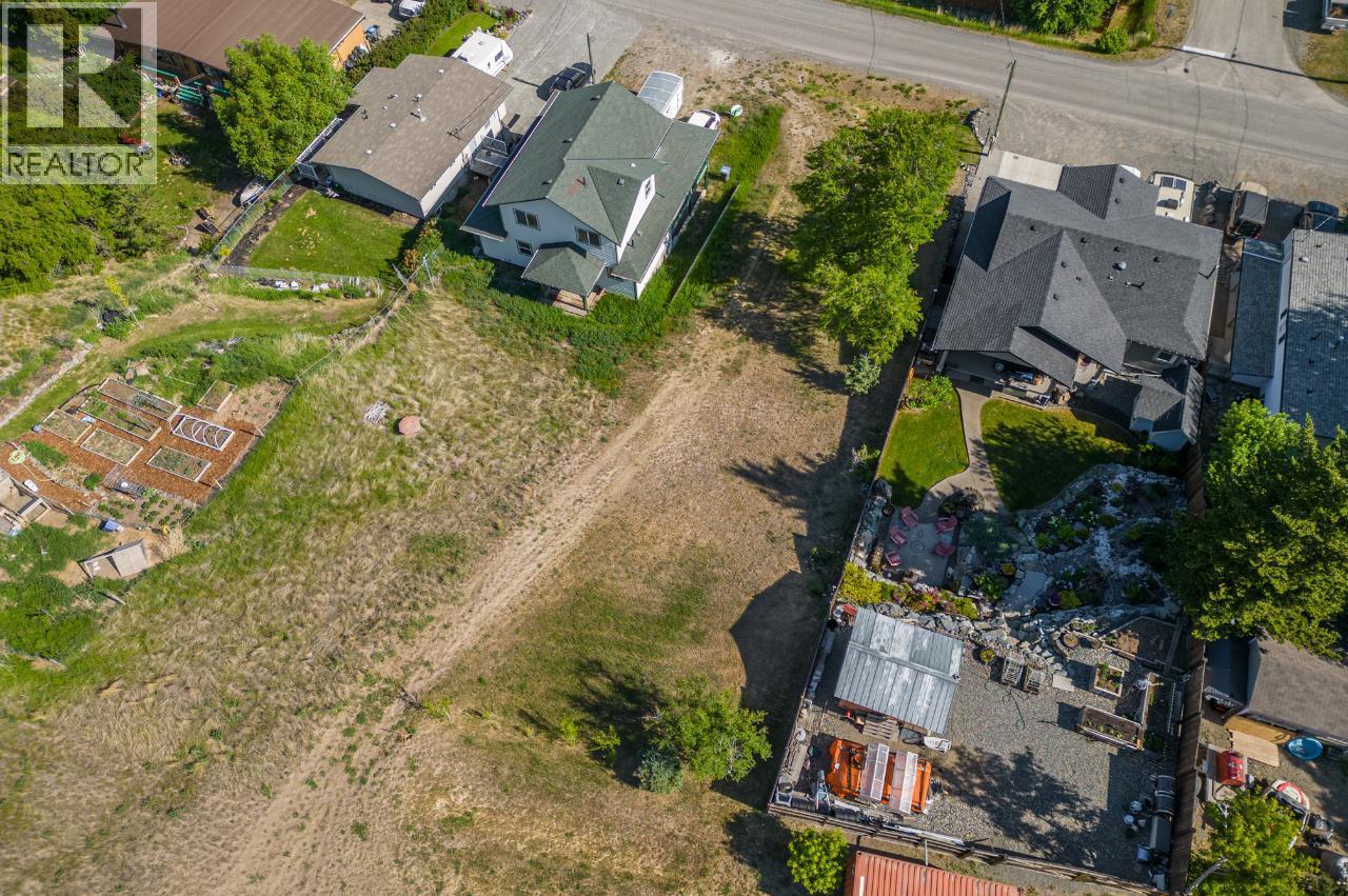 1638 LINDLEY CREEK Road, Merritt