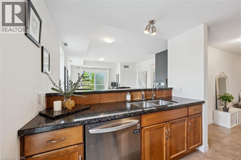 #309 901 PAISLEY Road - 10
