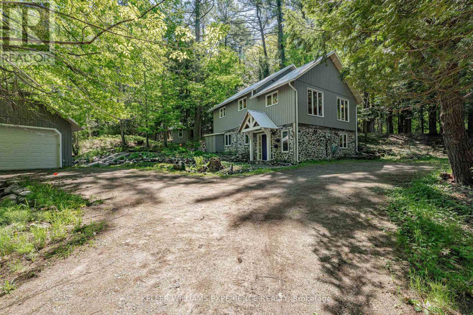 55 MARY LAKE CRESCENT - 1