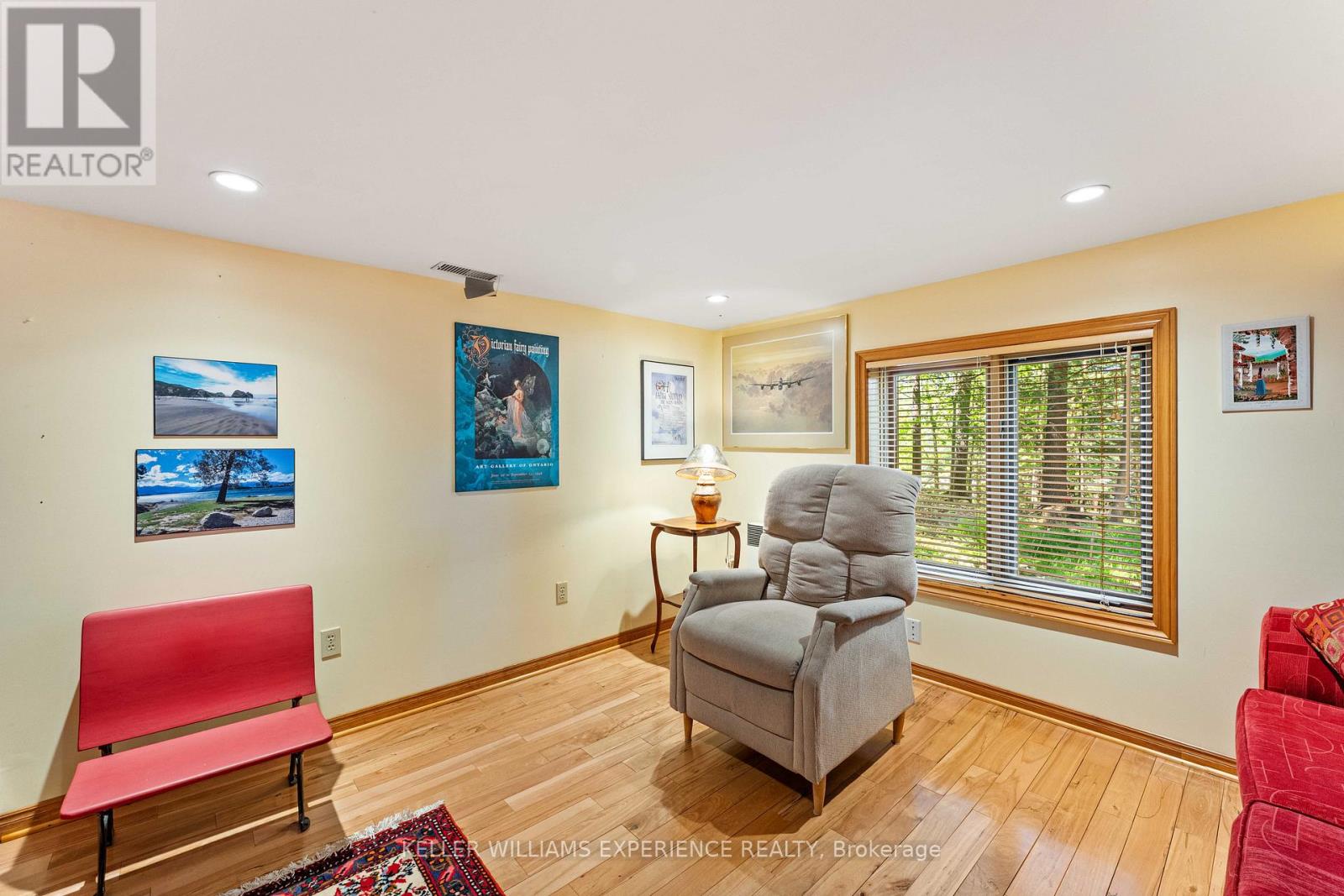 55 MARY LAKE CRESCENT - 10