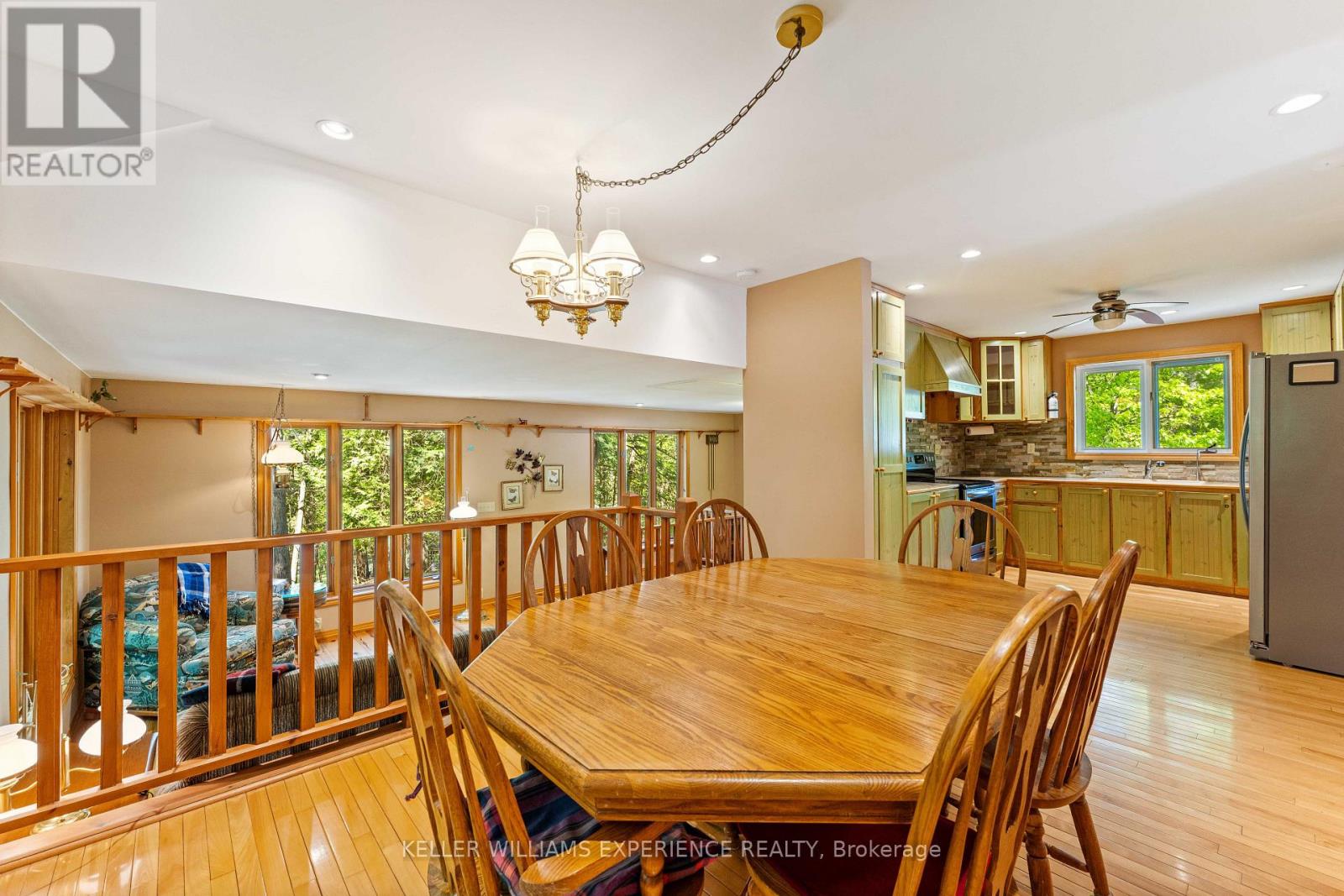 55 MARY LAKE CRESCENT - 15
