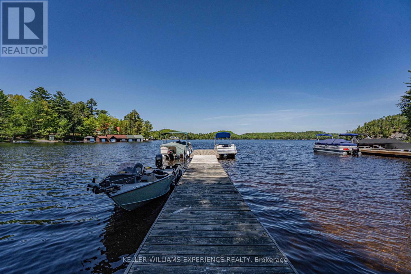 55 MARY LAKE CRESCENT - 31