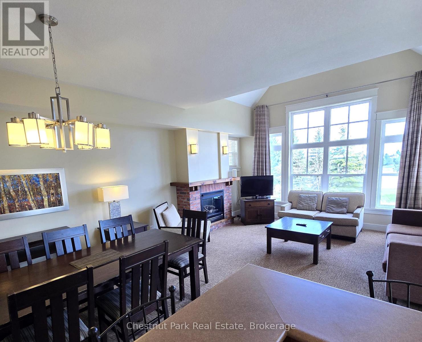 #222 125 FAIRWAY COURT - 32