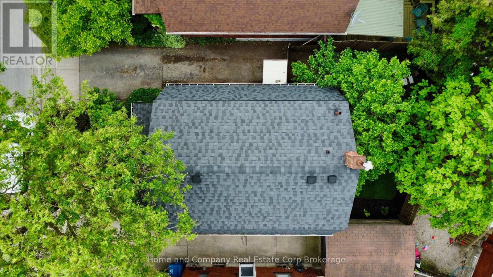 31 MILTON STREET - 25