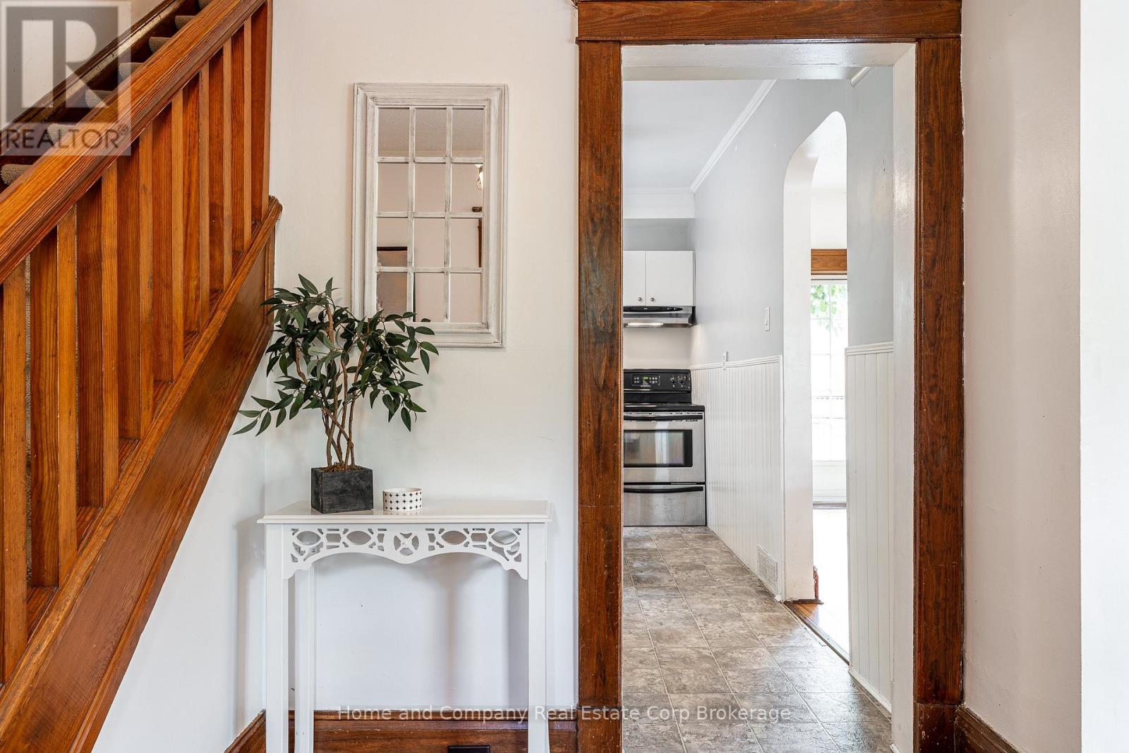 31 MILTON STREET - 6