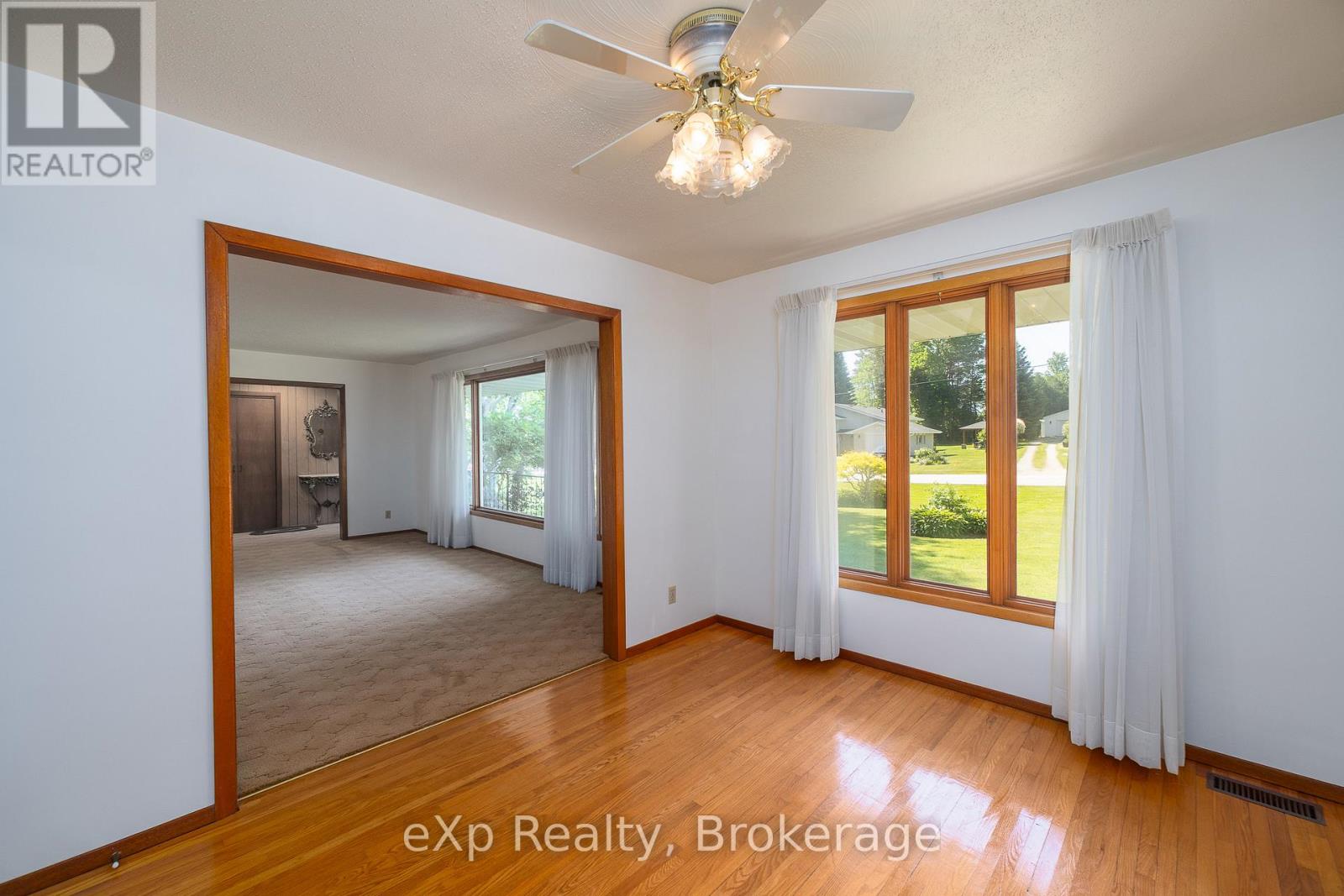 823015 MASSIE ROAD - 16
